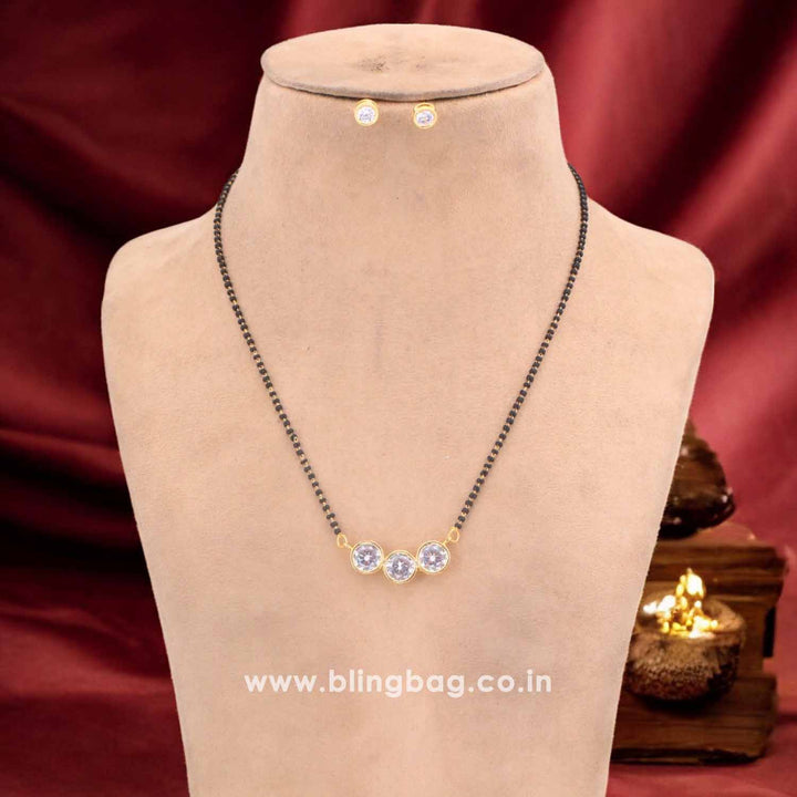 Golden Yanel Mangalsutra Set