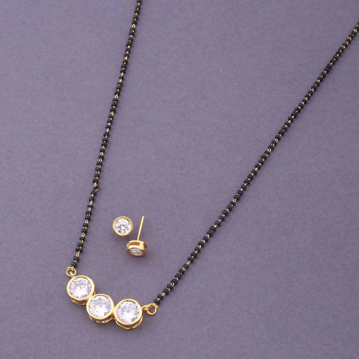 Golden Yanel Mangalsutra Set