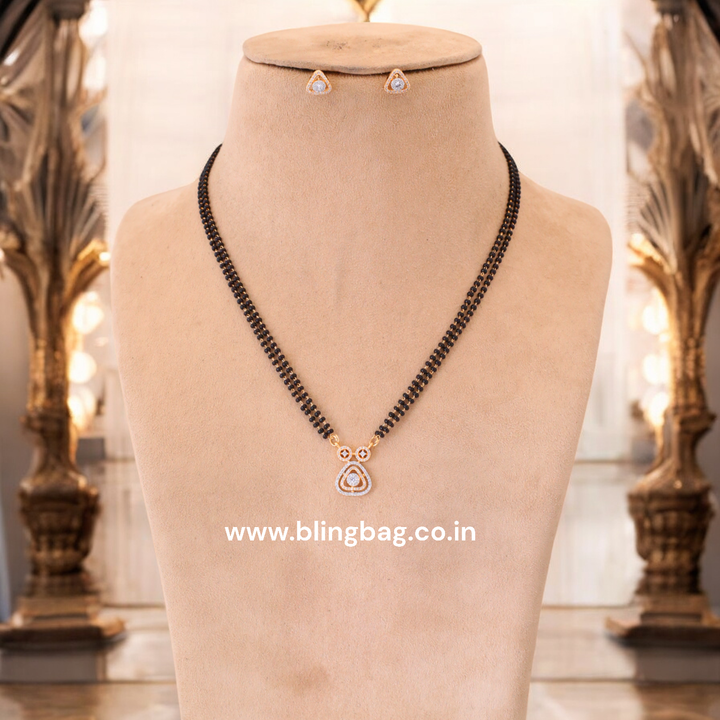 Golden Yarisee Mangalsutra Set