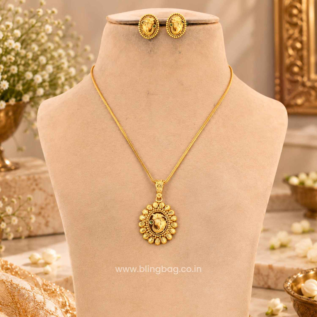 Golden Yavana Antique Jewellery Set - New Arrival