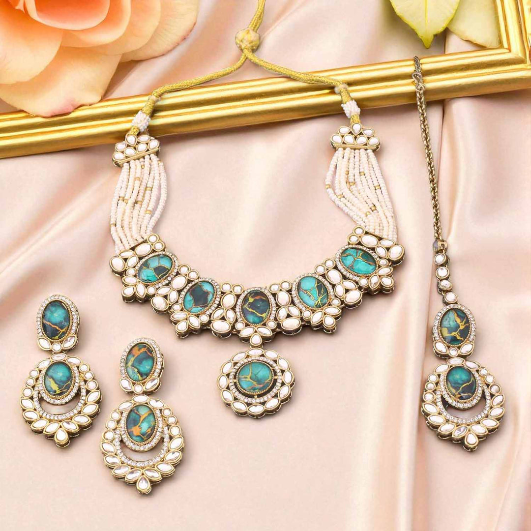 Green Jayashree Kundan Jewellery Set