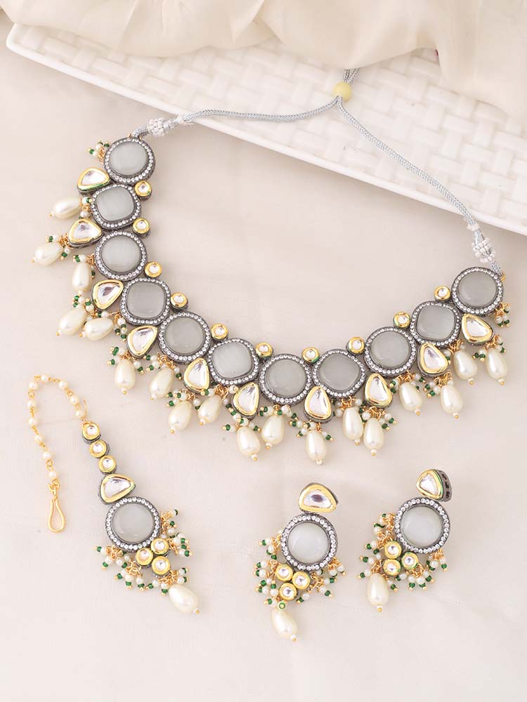 Grey Prativa Jewellery Set