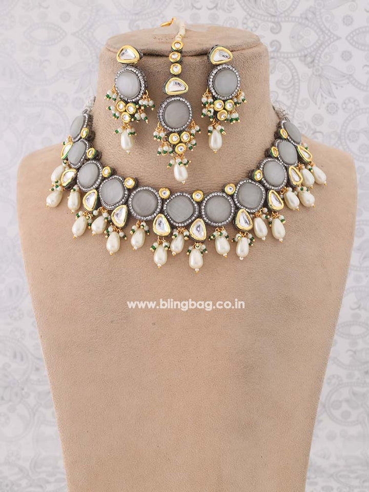 Grey Prativa Jewellery Set