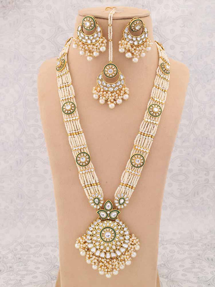 Ivory Aafiya Jewellery Set