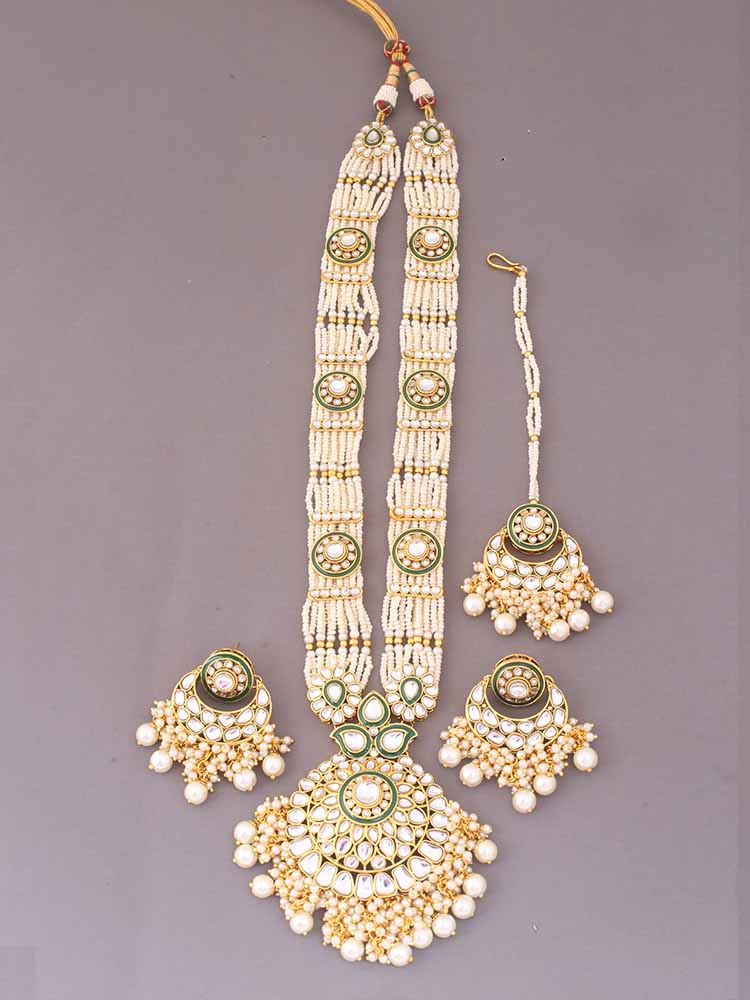 Ivory Aafiya Jewellery Set