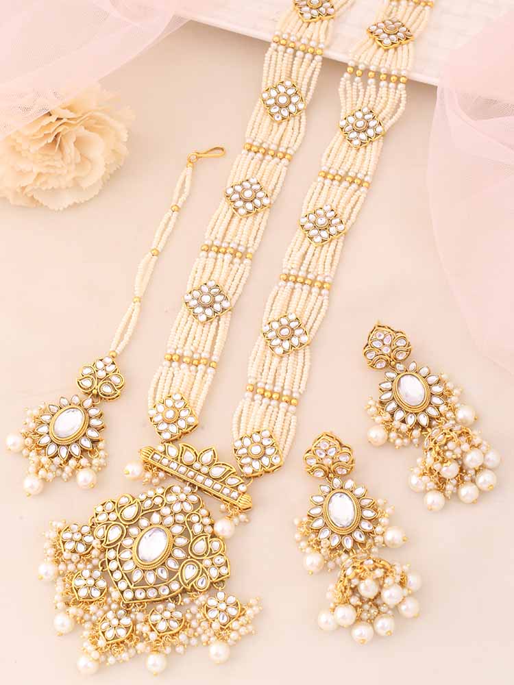 Ivory Aafreeda Jewellery Set