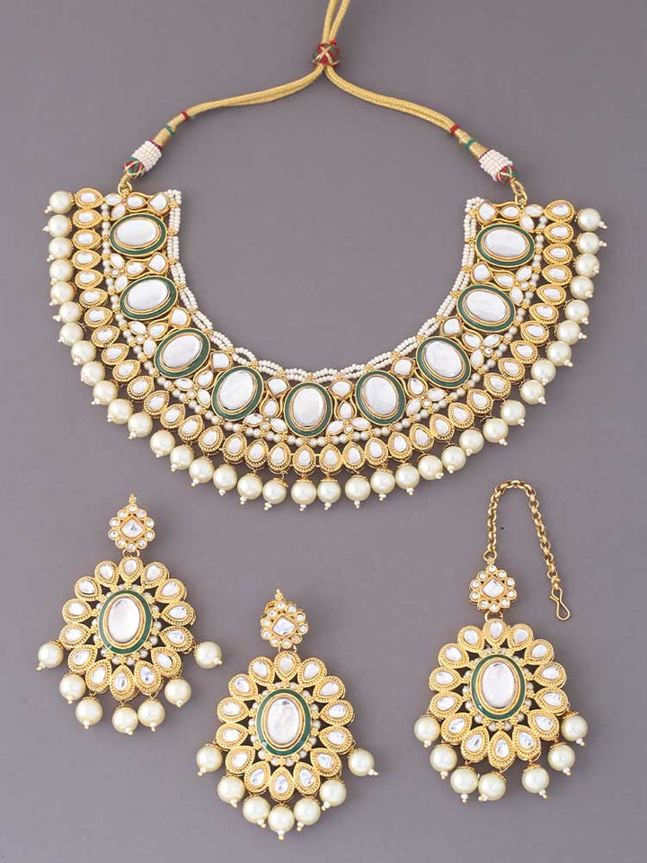 Ivory Aalia Jewellery Set