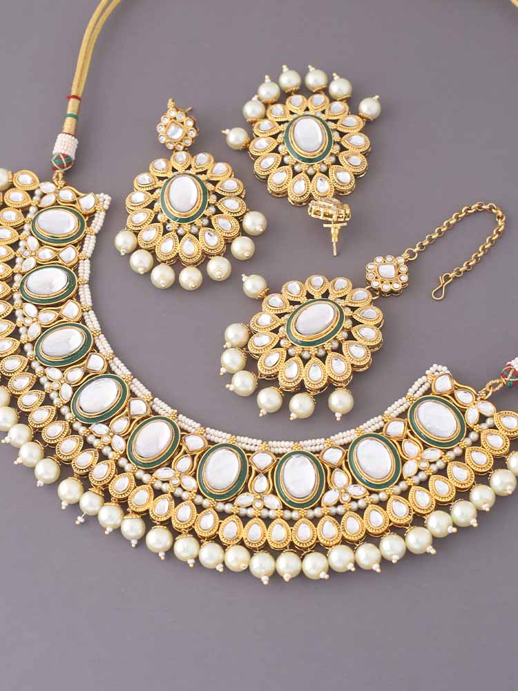Ivory Aalia Jewellery Set