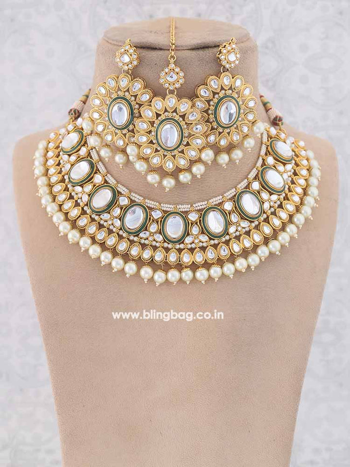 Ivory Aalia Jewellery Set