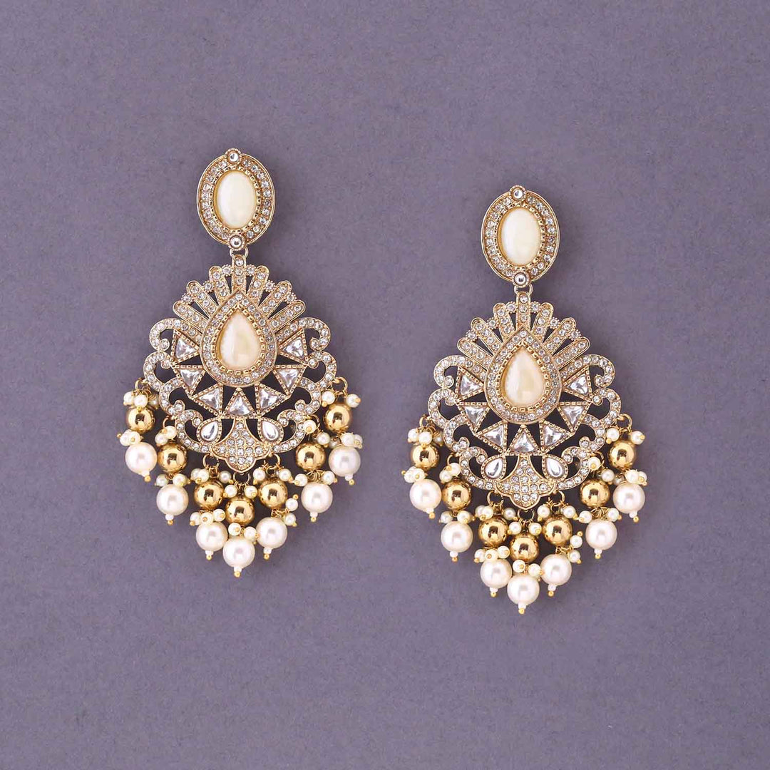 Ivory Aaliyah Chandbalis