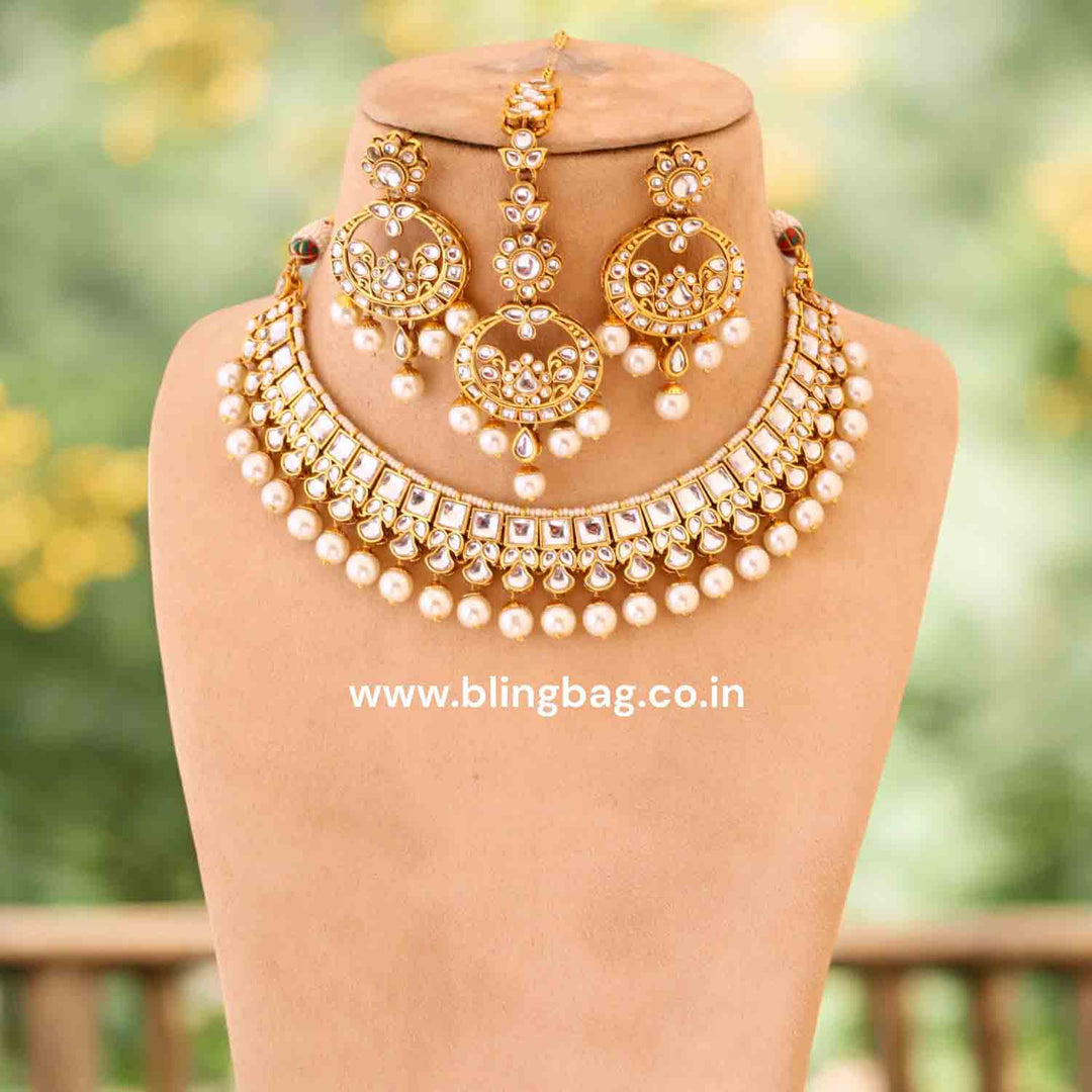 Ivory Aaria Kundan Jewellery Set