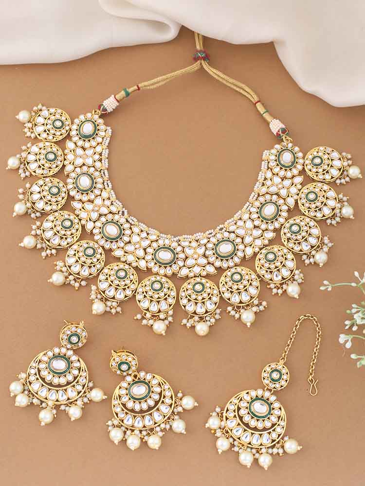 Ivory Aarti Jewellery Set