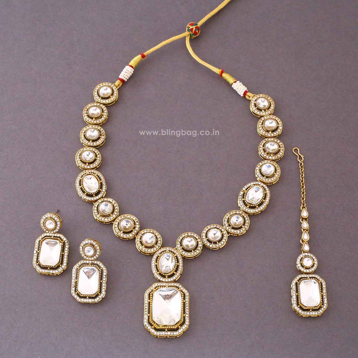 Ivory Aaryani Kundan Jewellery Set