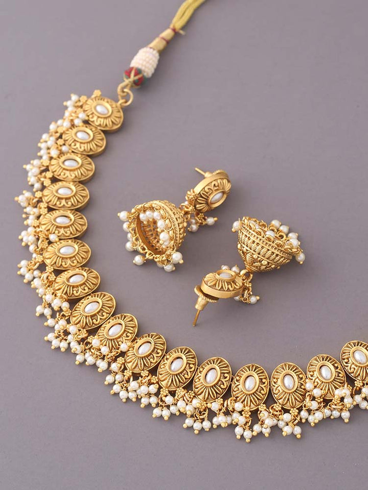Golden  Aashini Jewellery Set