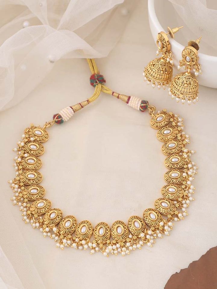 Golden  Aashini Jewellery Set