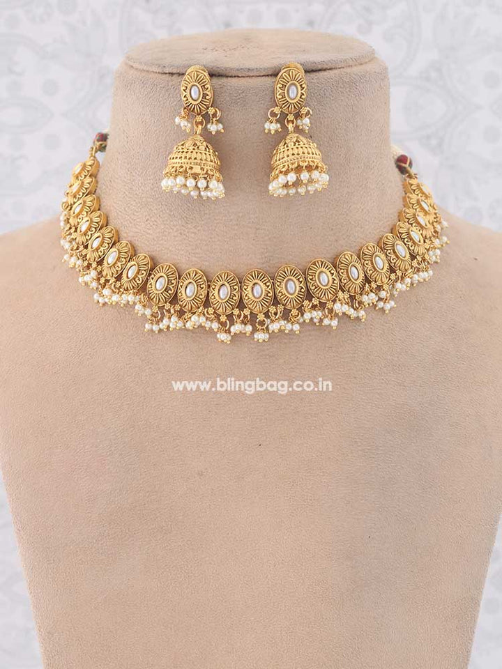Golden  Aashini Jewellery Set