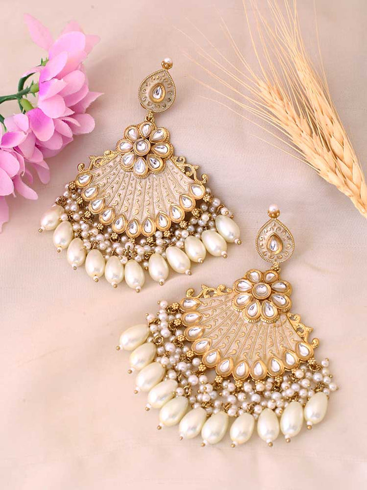 Ivory Aayesha Chandbalis