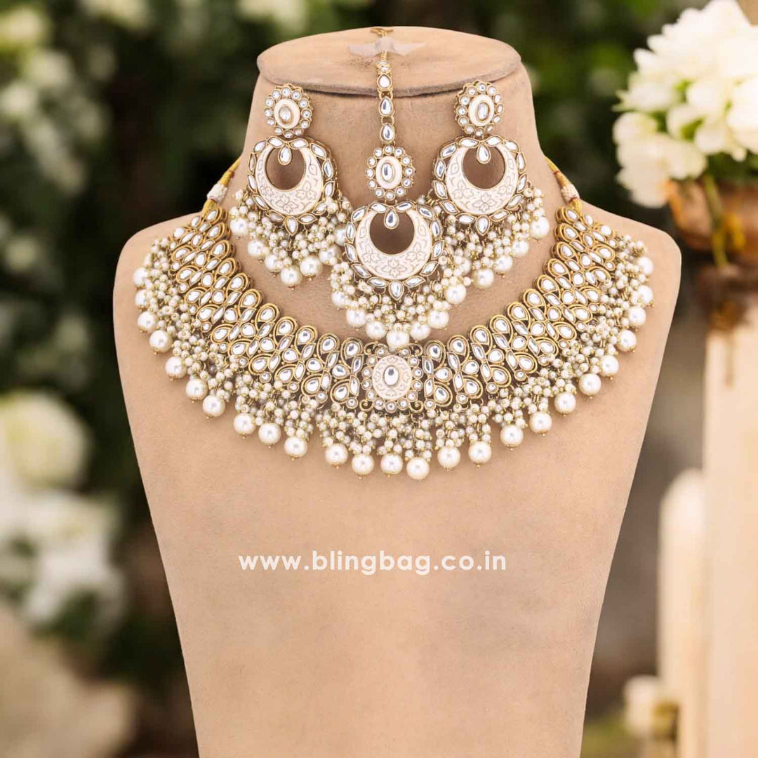 Ivory Aditni Kundan Jewellery Set
