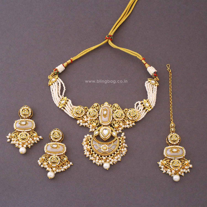 Ivory Ahanvi Kundan Jewellery Set - New Arrival