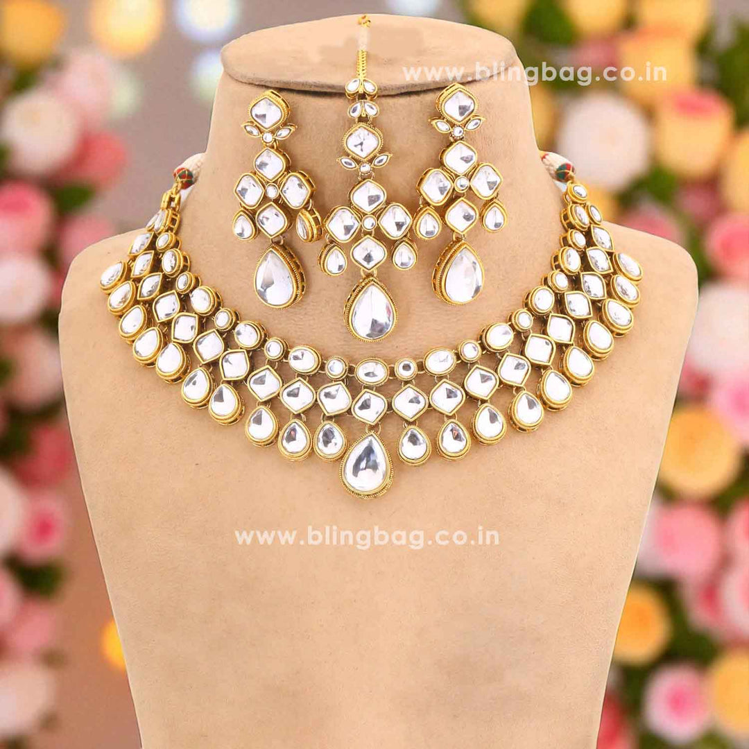 Ivory Ahlami Kundan Jewellery Set