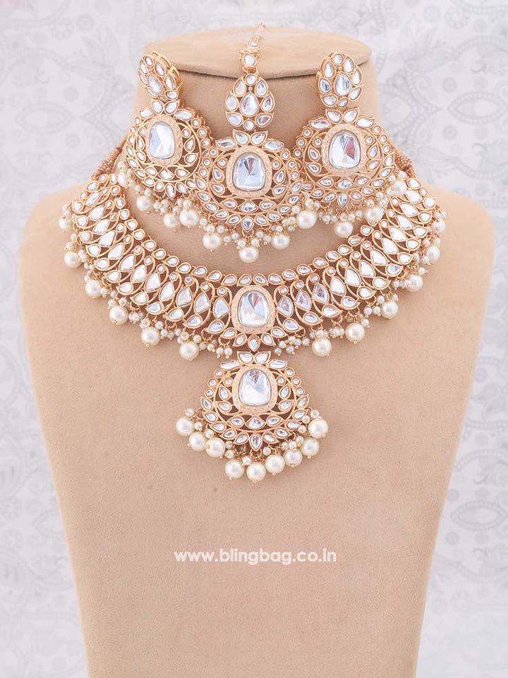 Ivory Aigiri Jewellery Set