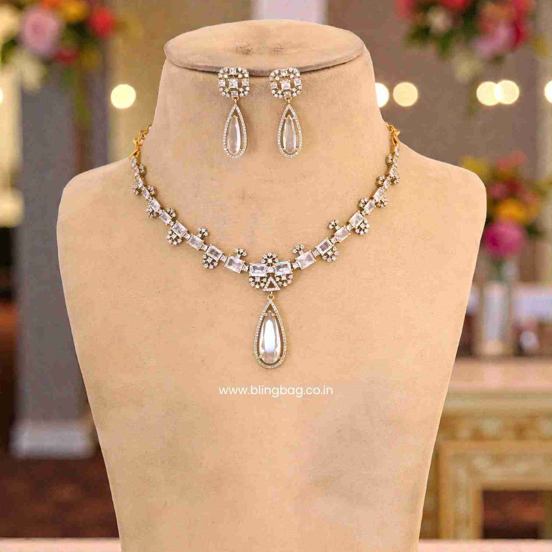 Ivory Alicea Victorian Jewellery Set - New Arrival