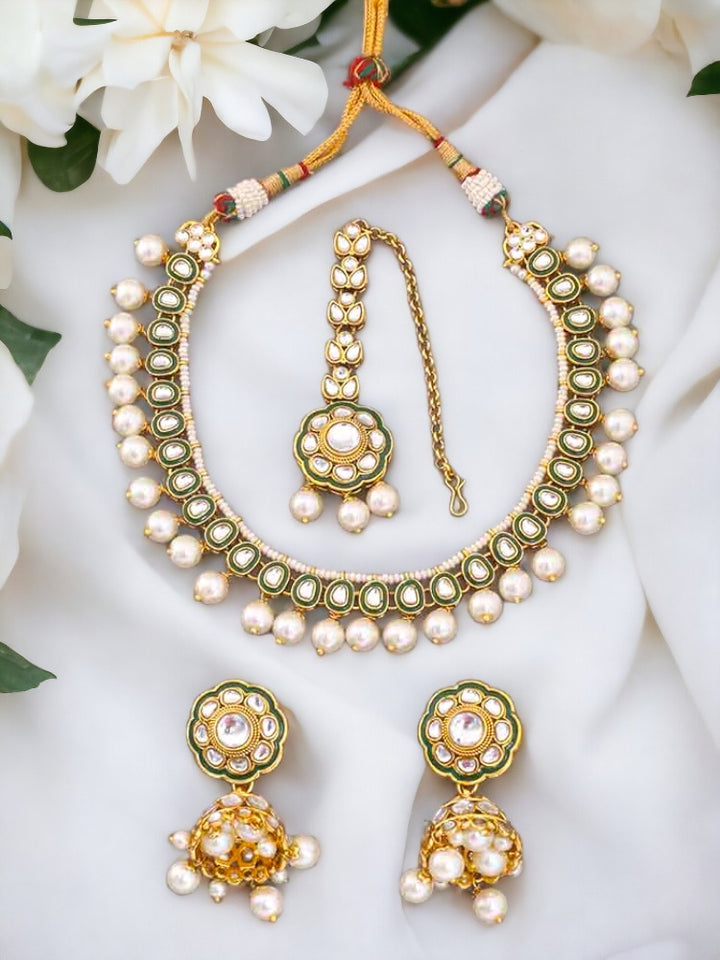 Ivory Amala Jewellery Set
