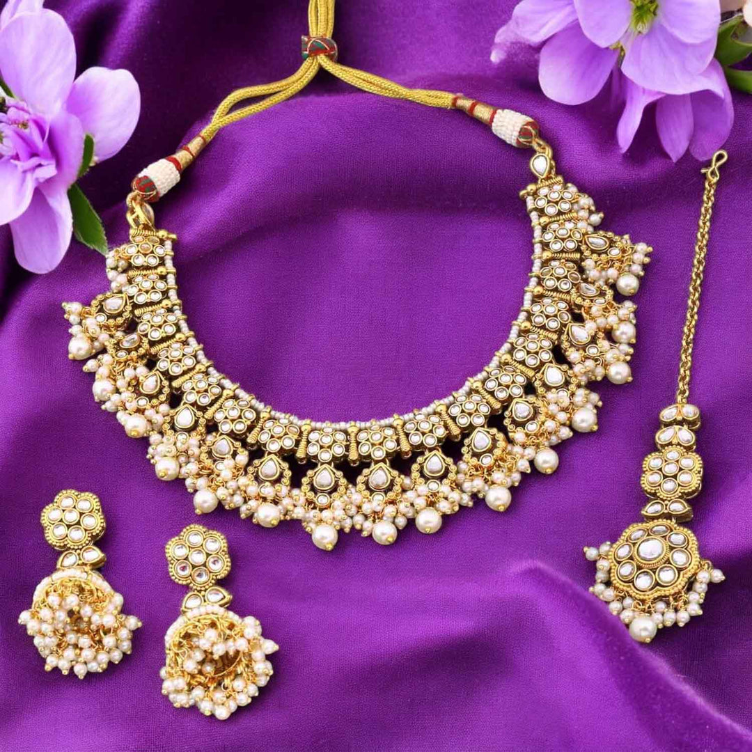 Ivory Amita Kundan Jewellery Set