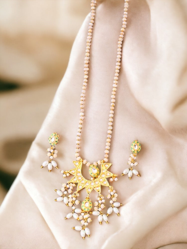 Golden Ananya Pendant Set