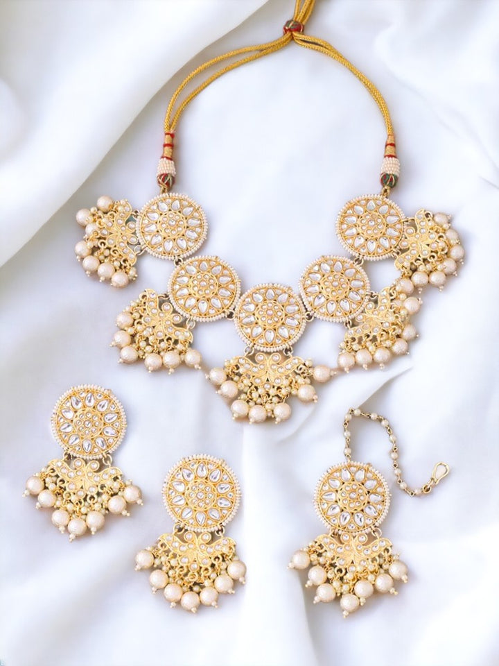 Ivory Aniska Jewellery Set
