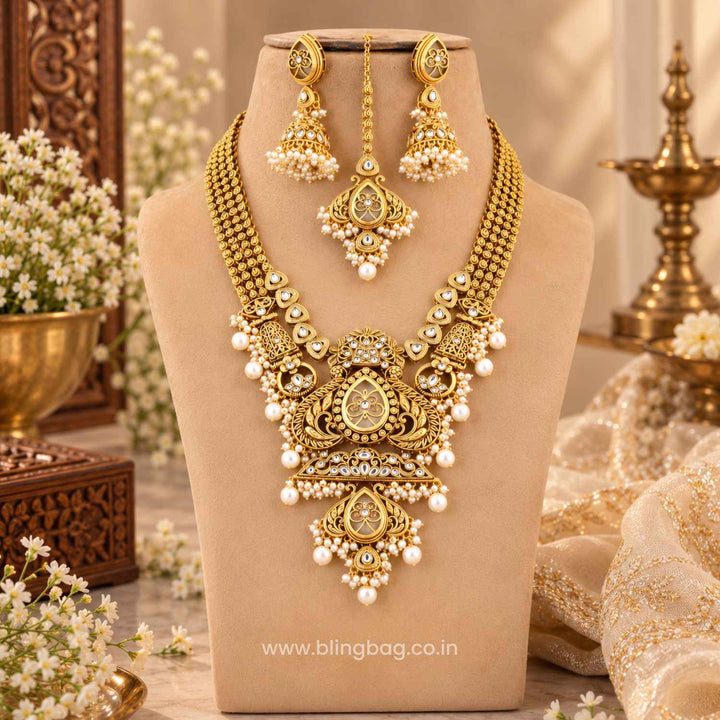 Ivory Anvitha Kundan Jewellery Set - New Arrival
