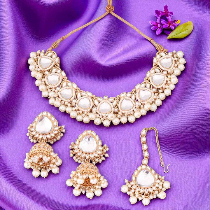 Ivory Apurna Kundan Jewellery Set