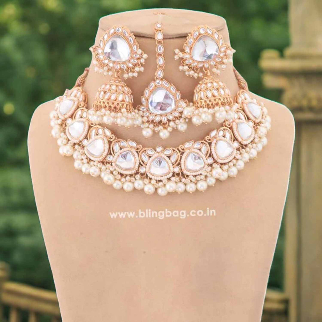 Ivory Apurna Kundan Jewellery Set