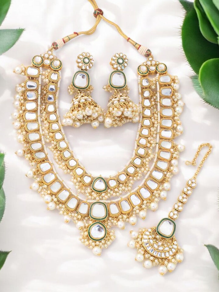 Ivory Archisha Kundan Jewellery Set