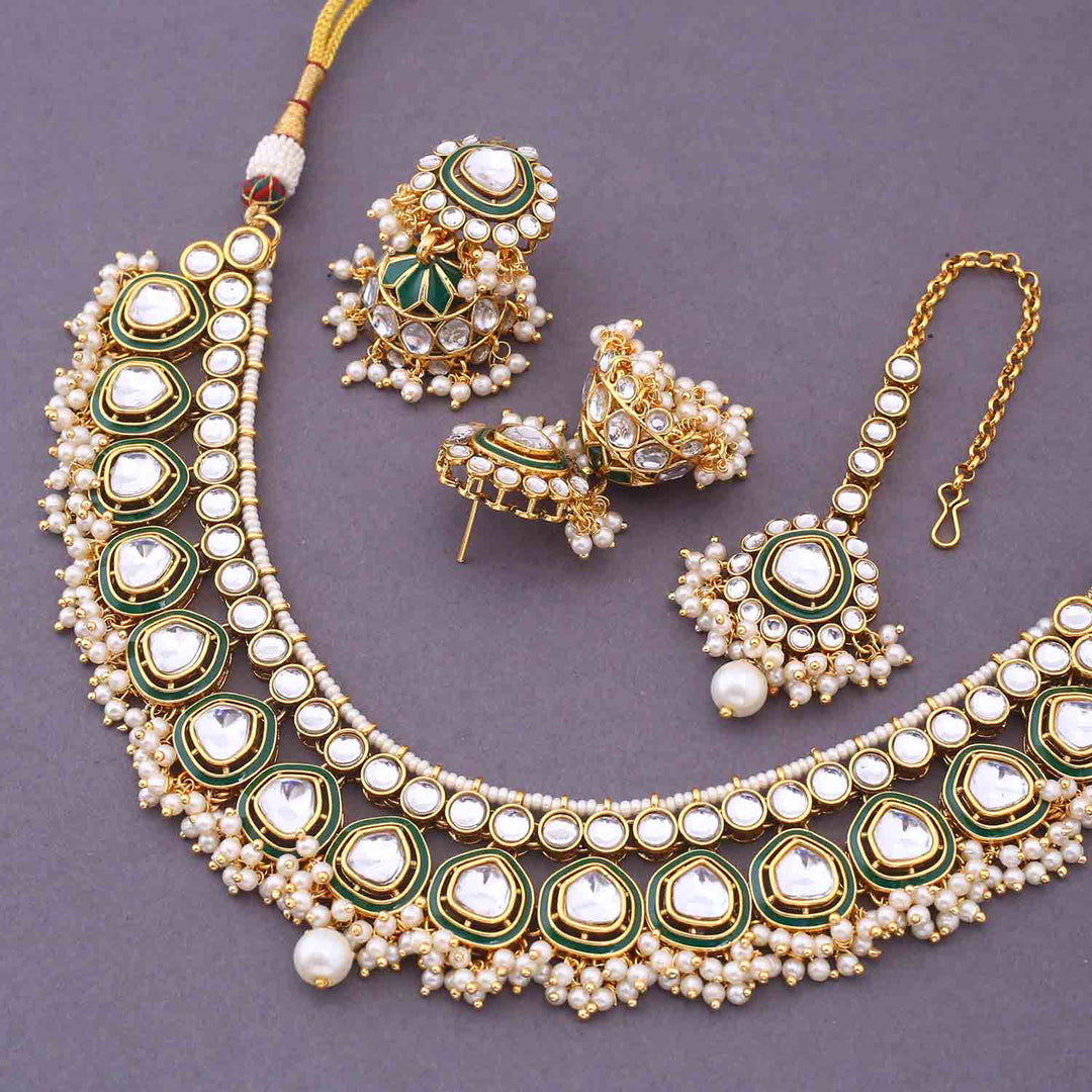 Ivory Arohi Kundan Jewellery Set