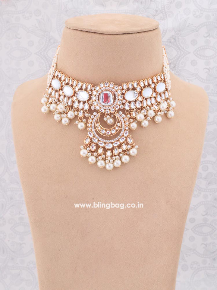Ivory Arpani Kundan Jewellery Set