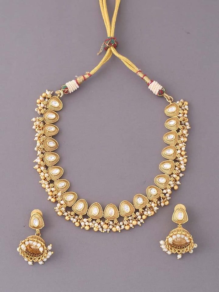 Ivory Ashavari Jewellery Set