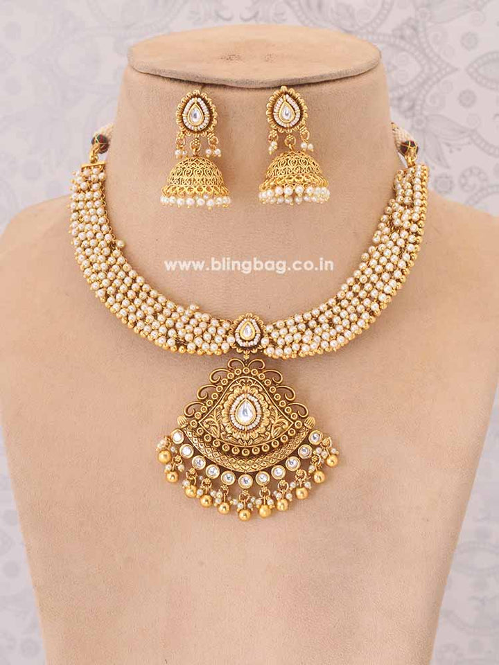 Golden Athulya Rajwadi Set