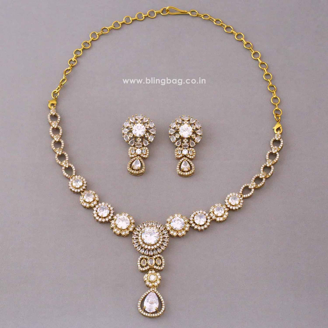 Ivory Avajoy Victorian Jewellery Set - New Arrival