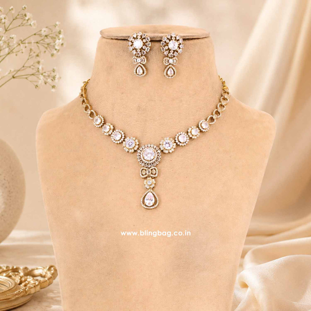 Ivory Avajoy Victorian Jewellery Set - New Arrival
