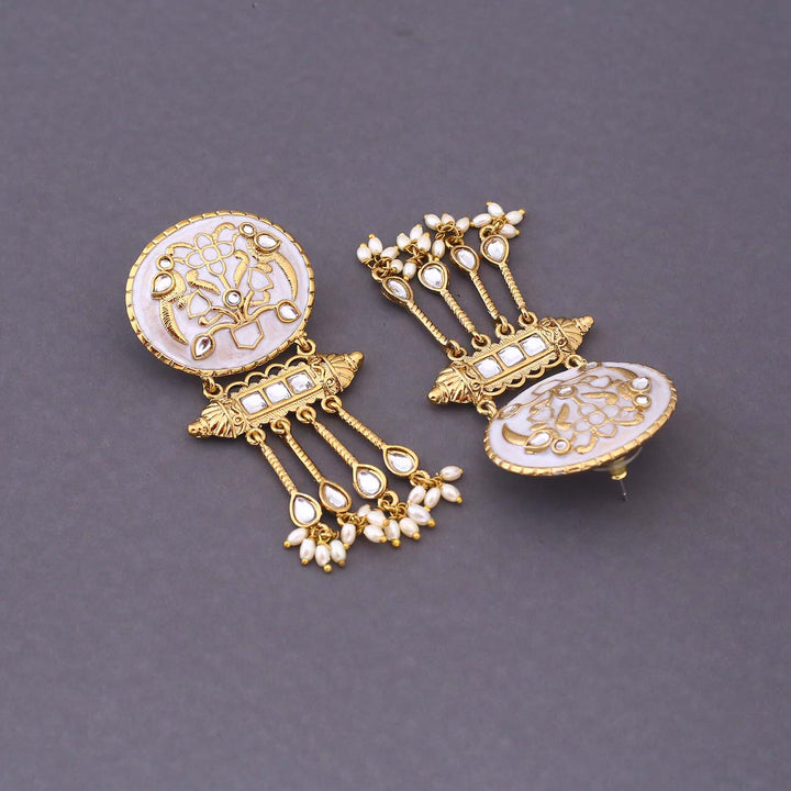 Ivory Celine Danglers