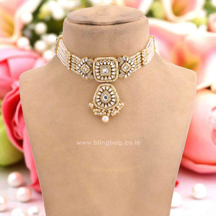 Ivory Dakshina Kundan Jewellery Set