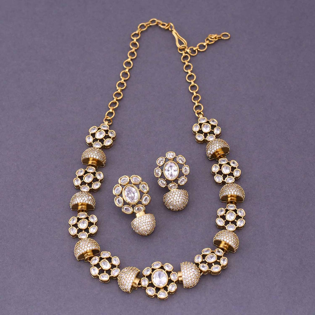 Ivory Danae Victorian Jewellery Set - New Arrival