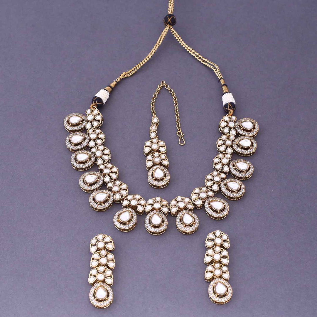 Ivory Darcey Victorian Jewellery Set- New Arrival