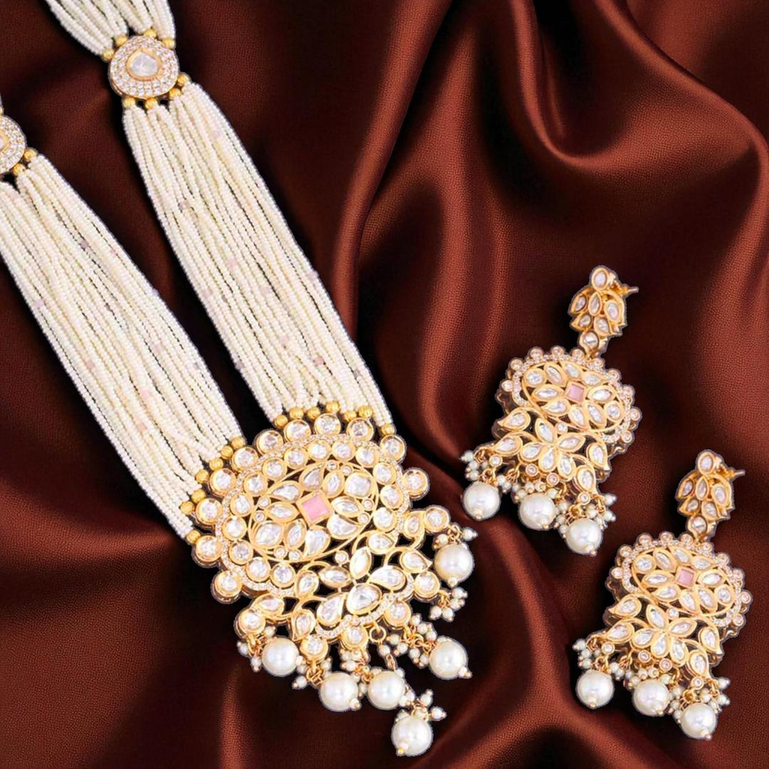 Ivory Darika Kundan Jewellery Set