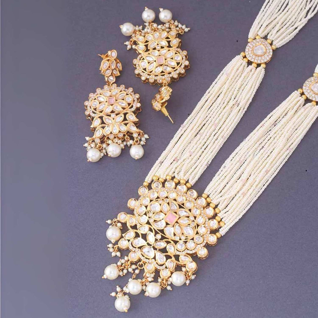 Ivory Darika Kundan Jewellery Set