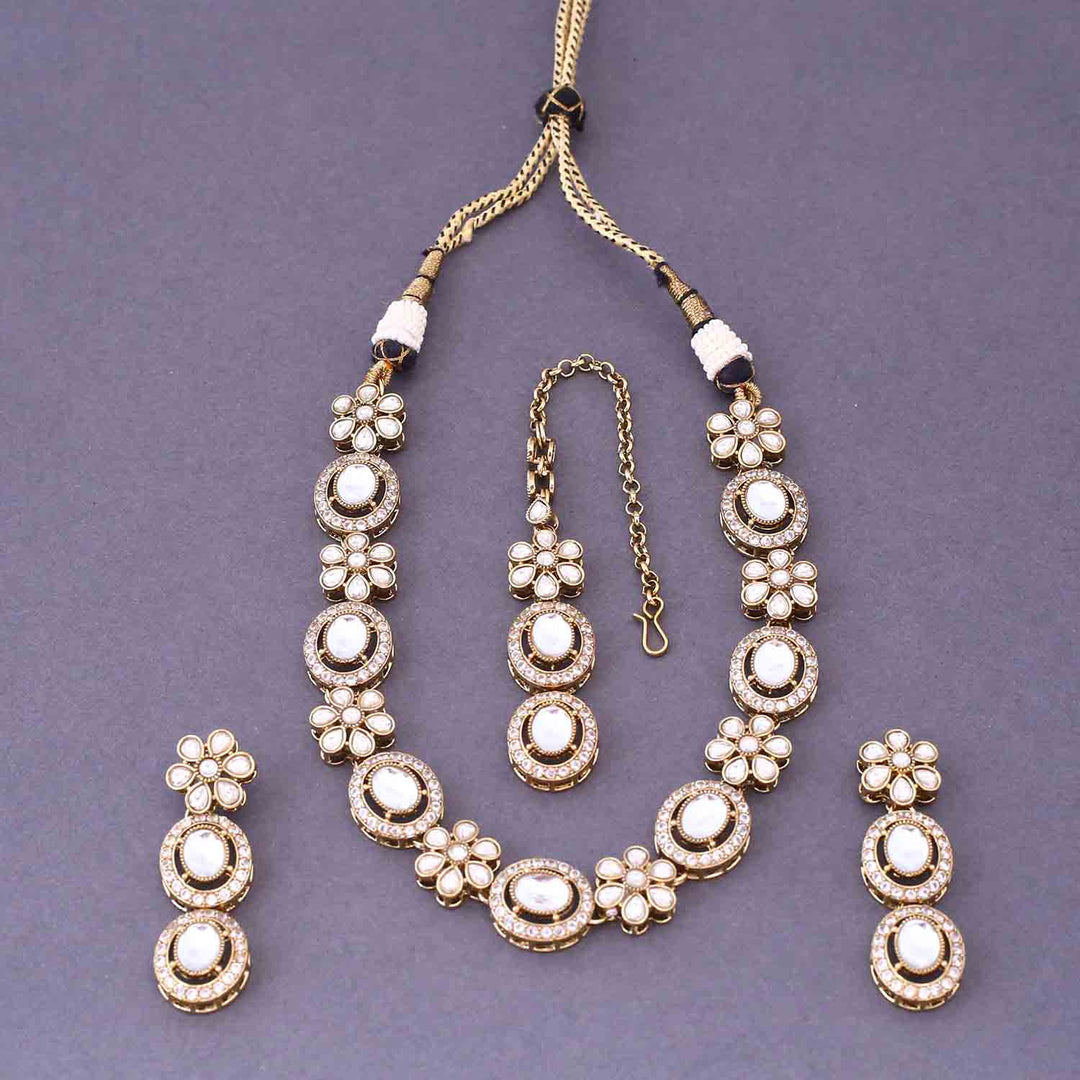 Ivory Darina Victorian Jewellery Set- New Arrival