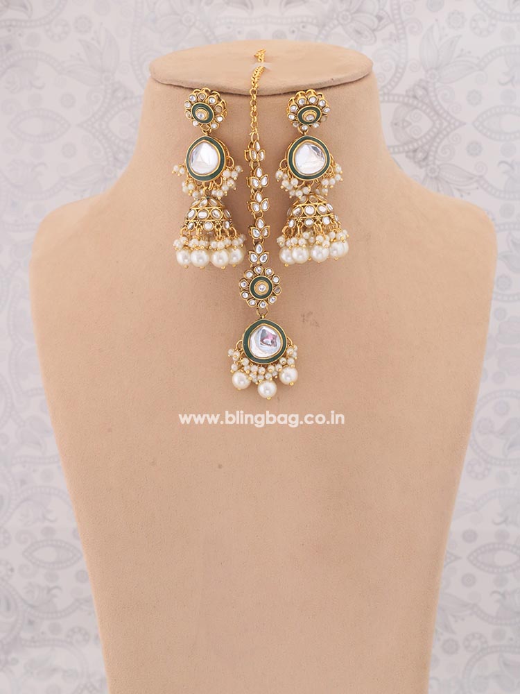 Ivory Deepti Kundan Jewellery Set