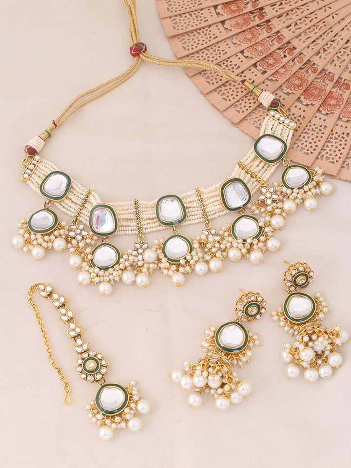Ivory Deepti Kundan Jewellery Set