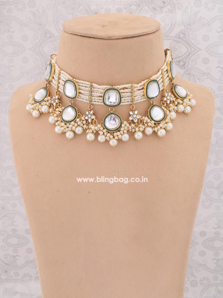 Ivory Deepti Kundan Jewellery Set